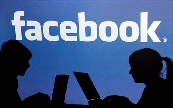 Facebook will team up with Childnet & the Diana Award to train and empower young people to combat cyber bullying.